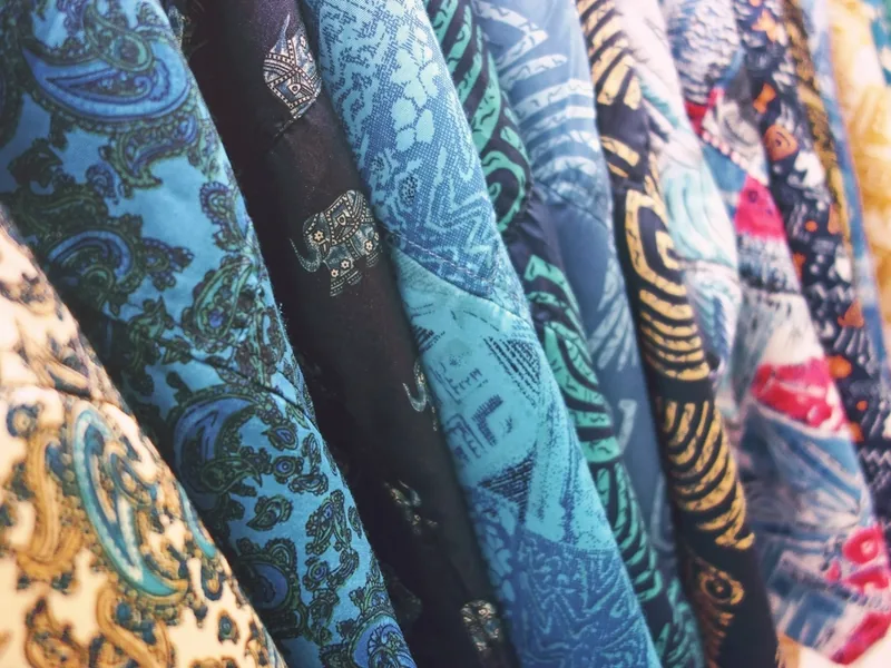 Warna di layar bukan warna aslinya